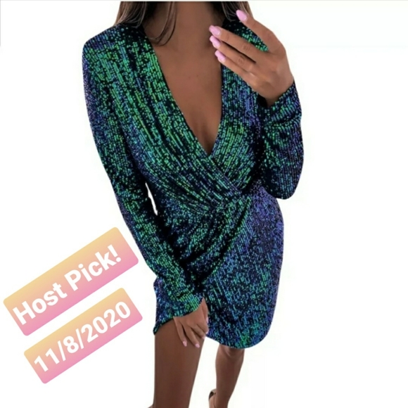 Dresses & Skirts - Green Sequins Party Ruched Long Sleeve Dress